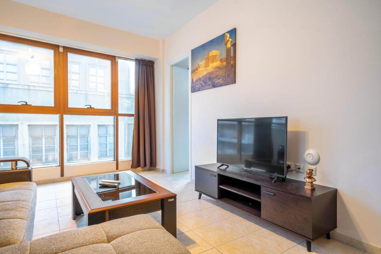 2 Bedroom Renovated Apartment With A View Афины Экстерьер фото